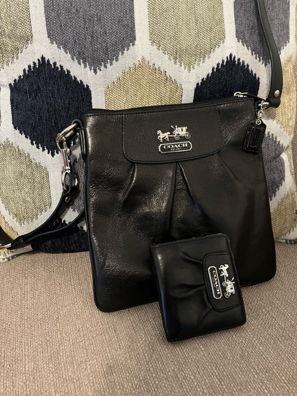 Coach Black Leather Crossbody Bag + Matching Wallet Set - Early 2010s Coach set